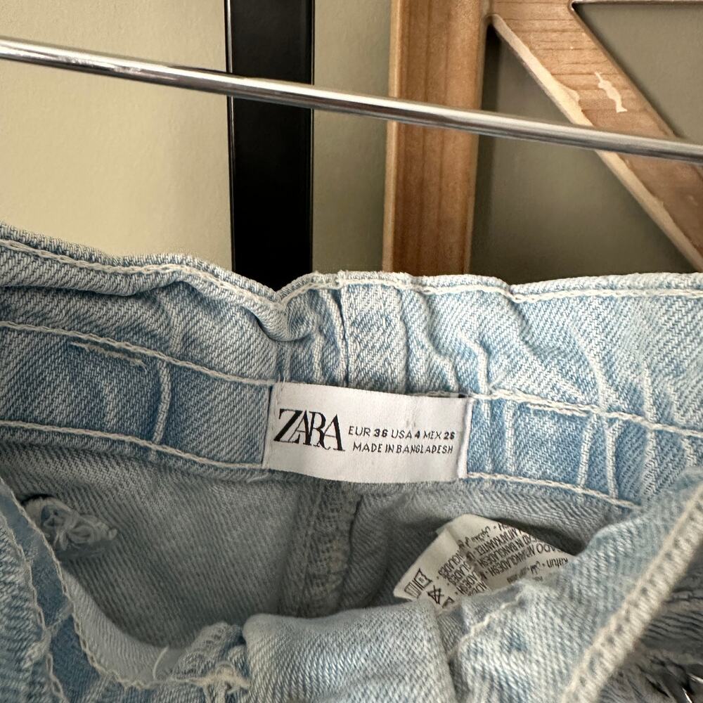 Zara Denim Paper Bag Shorts - Size 4 NWT - Picture 4 of 4